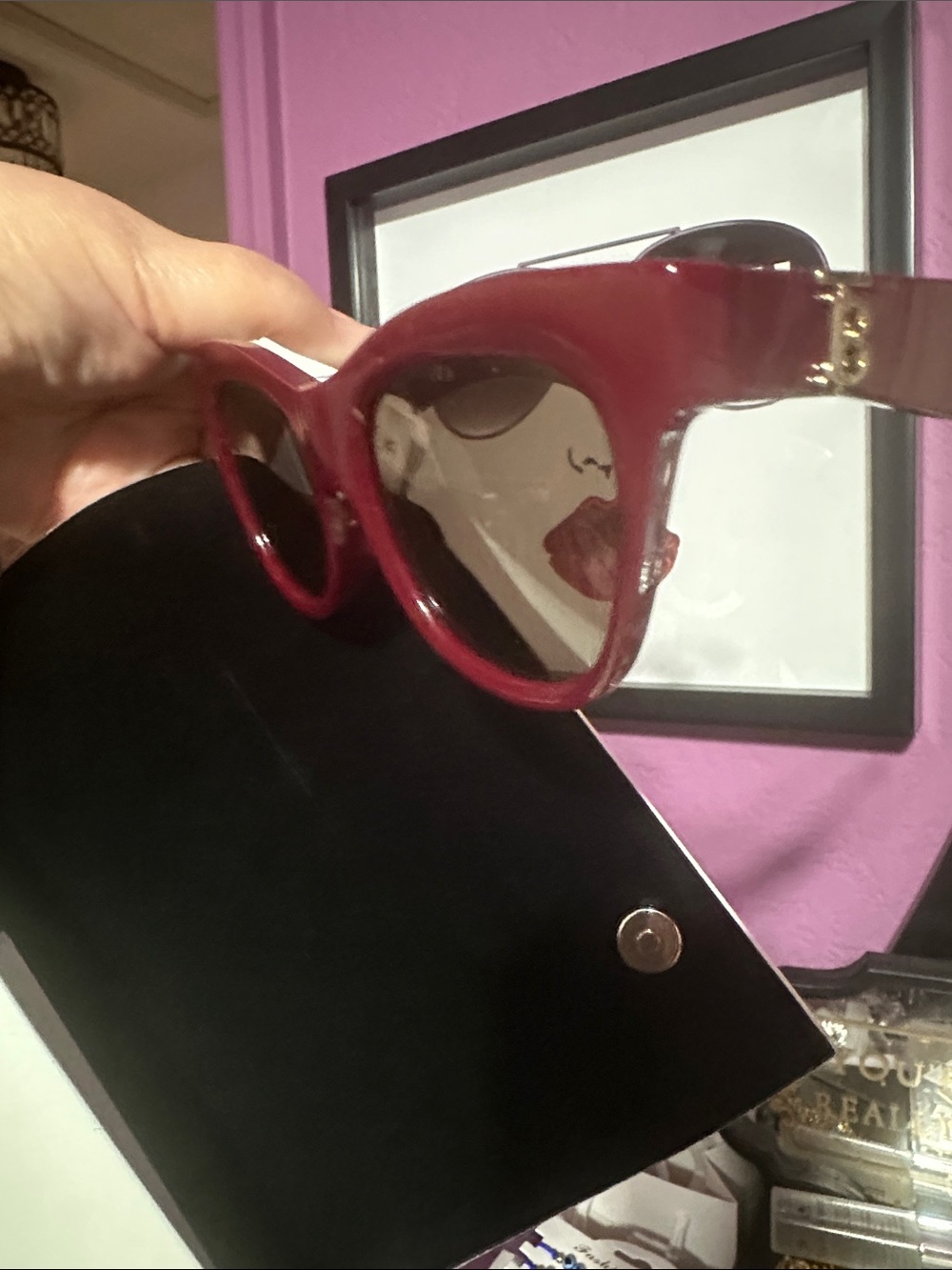 Burberry Cat Eye Sunglasses and Cream Leather Case - Picture 8 of 11